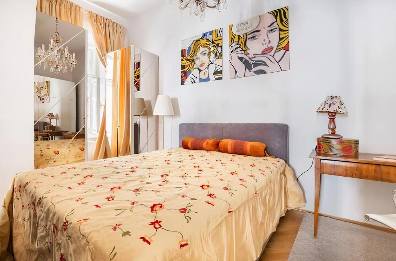 Ferienwohnung Imperial Gem . Flamboyant Studio . Heart Of Wien
