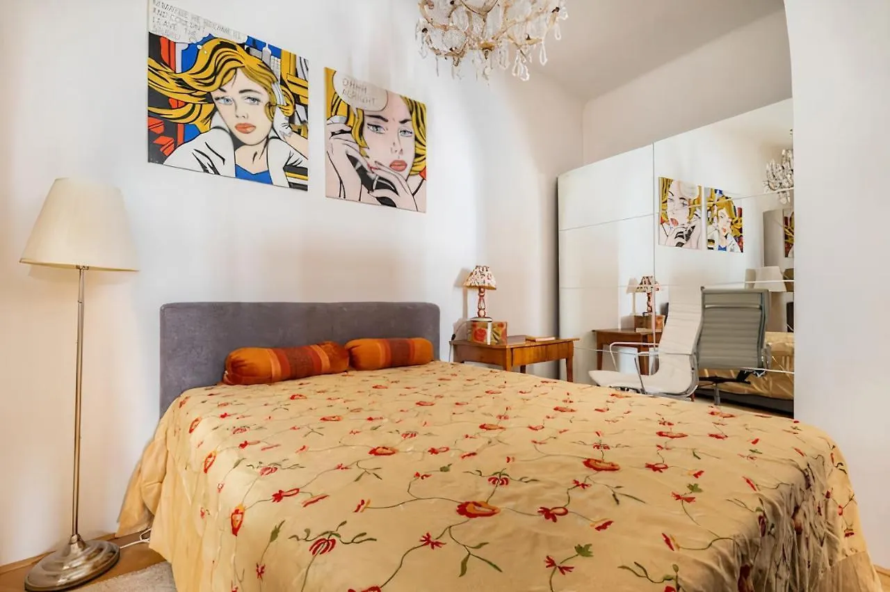 Ferienwohnung Imperial Gem . Flamboyant Studio . Heart Of Wien Österreich