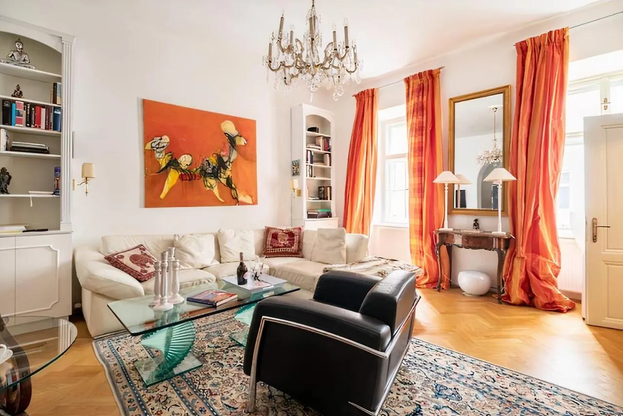 Apartment Ferienwohnung Imperial Gem . Flamboyant Studio . Heart Of Wien